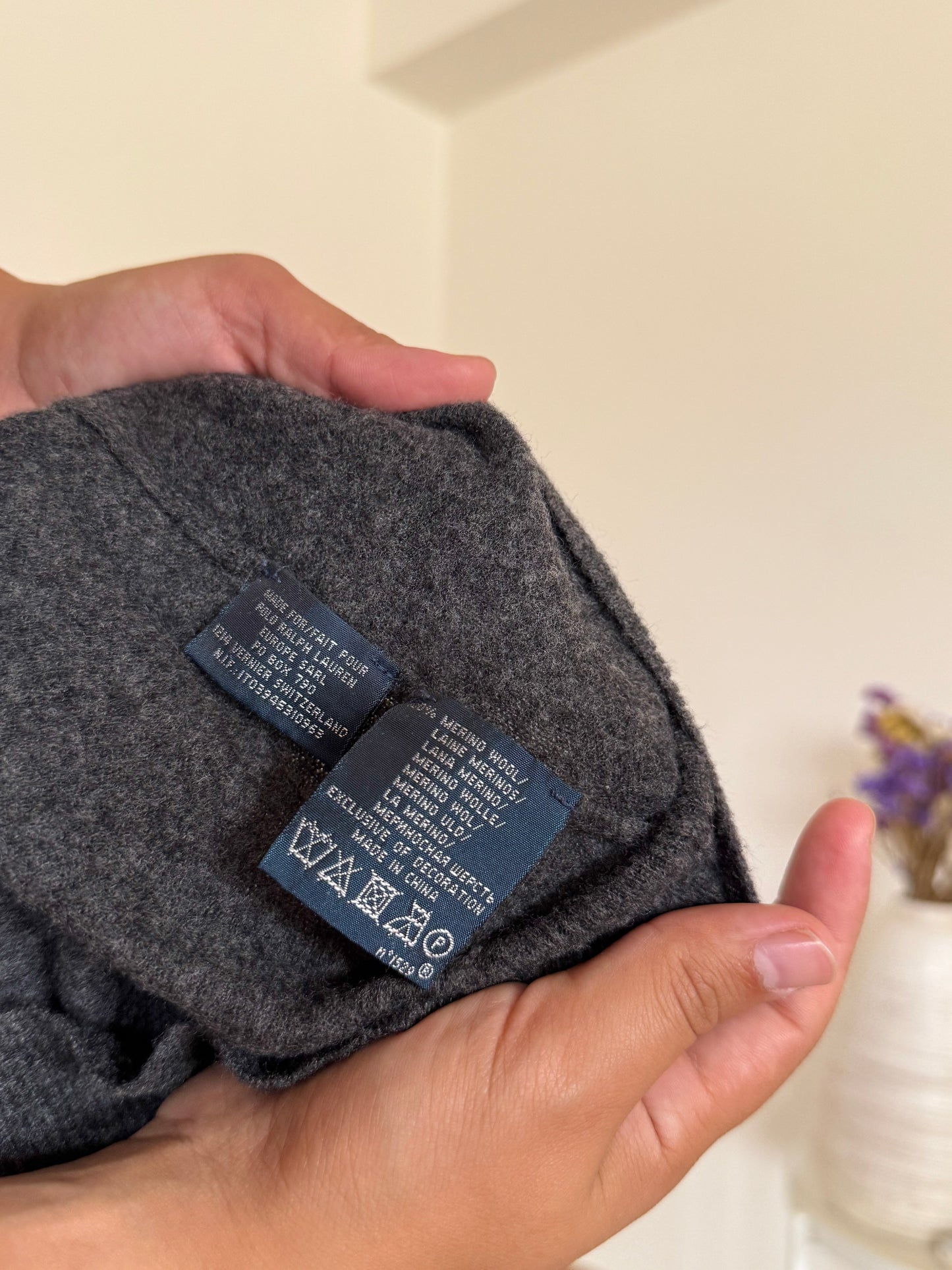 Ralph Lauren V-Neck Knit Sweater 100% Wool
