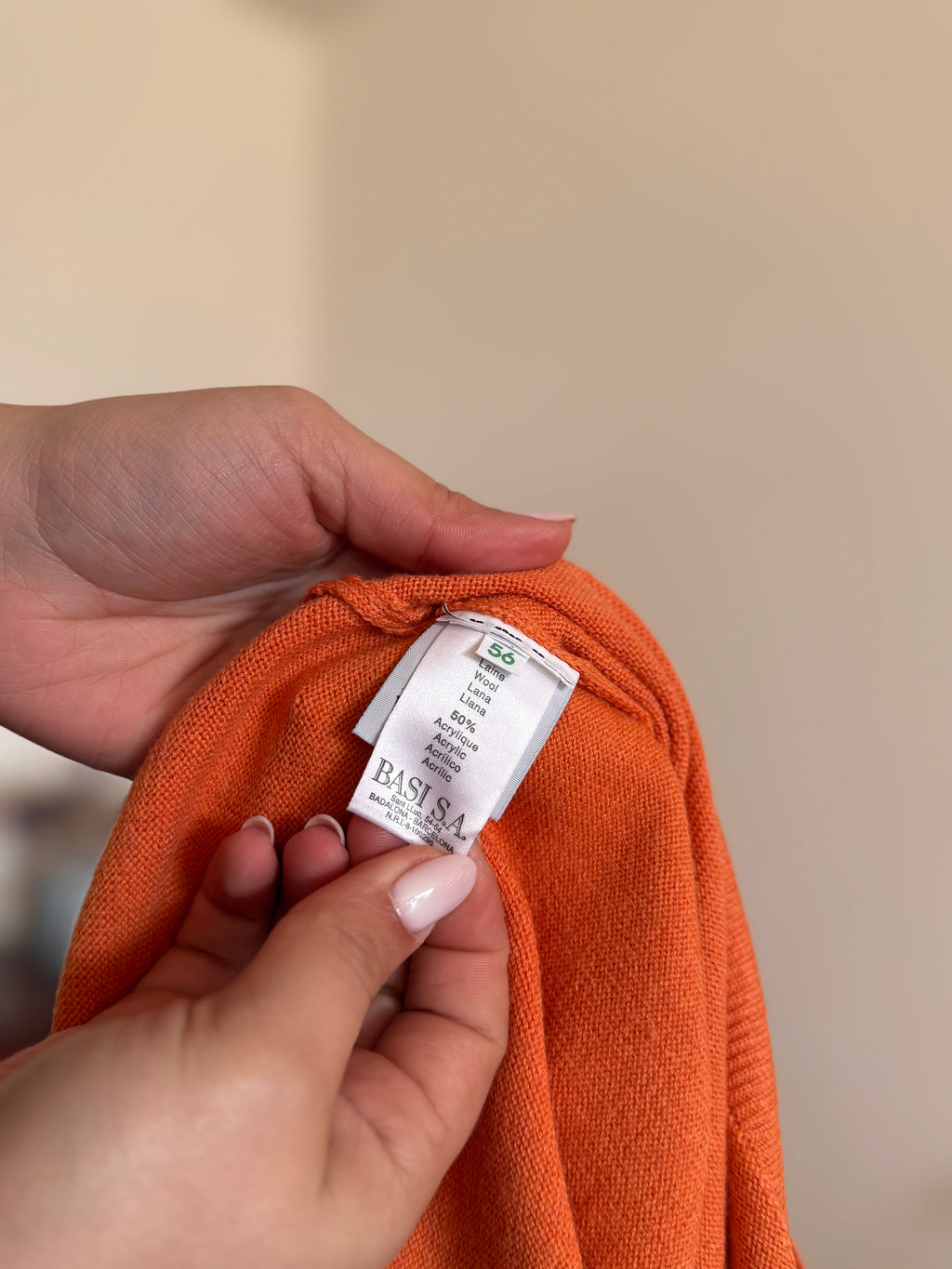 Lacoste V-Neck Knit Sweater 50% Wool 50% Acrylic