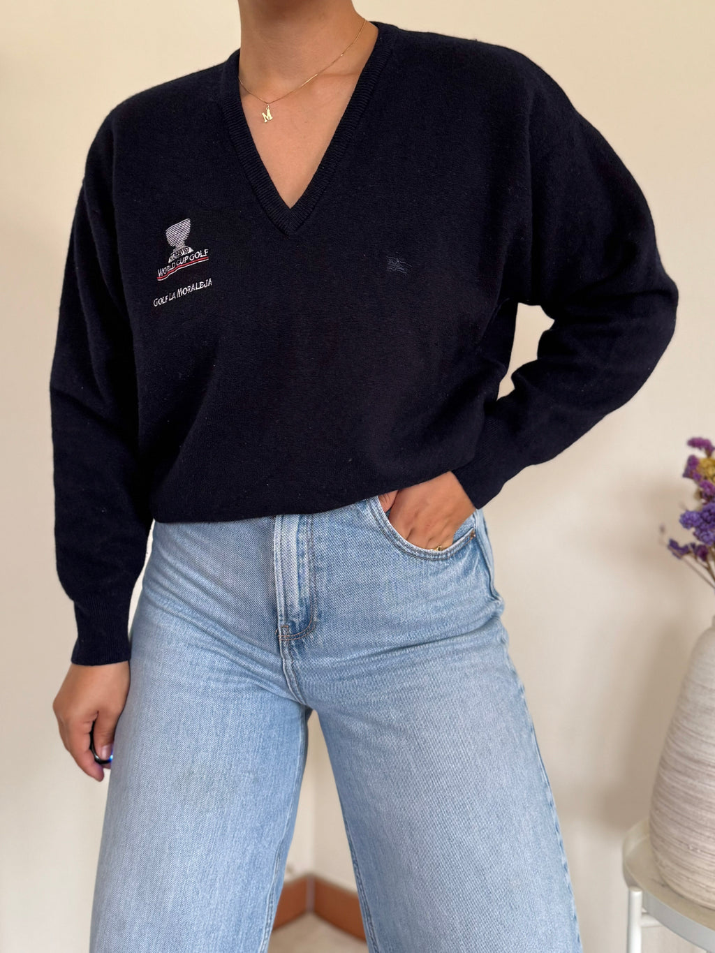 Burberry V-neck Knit Sweater 55% Lambswool 10% Angora