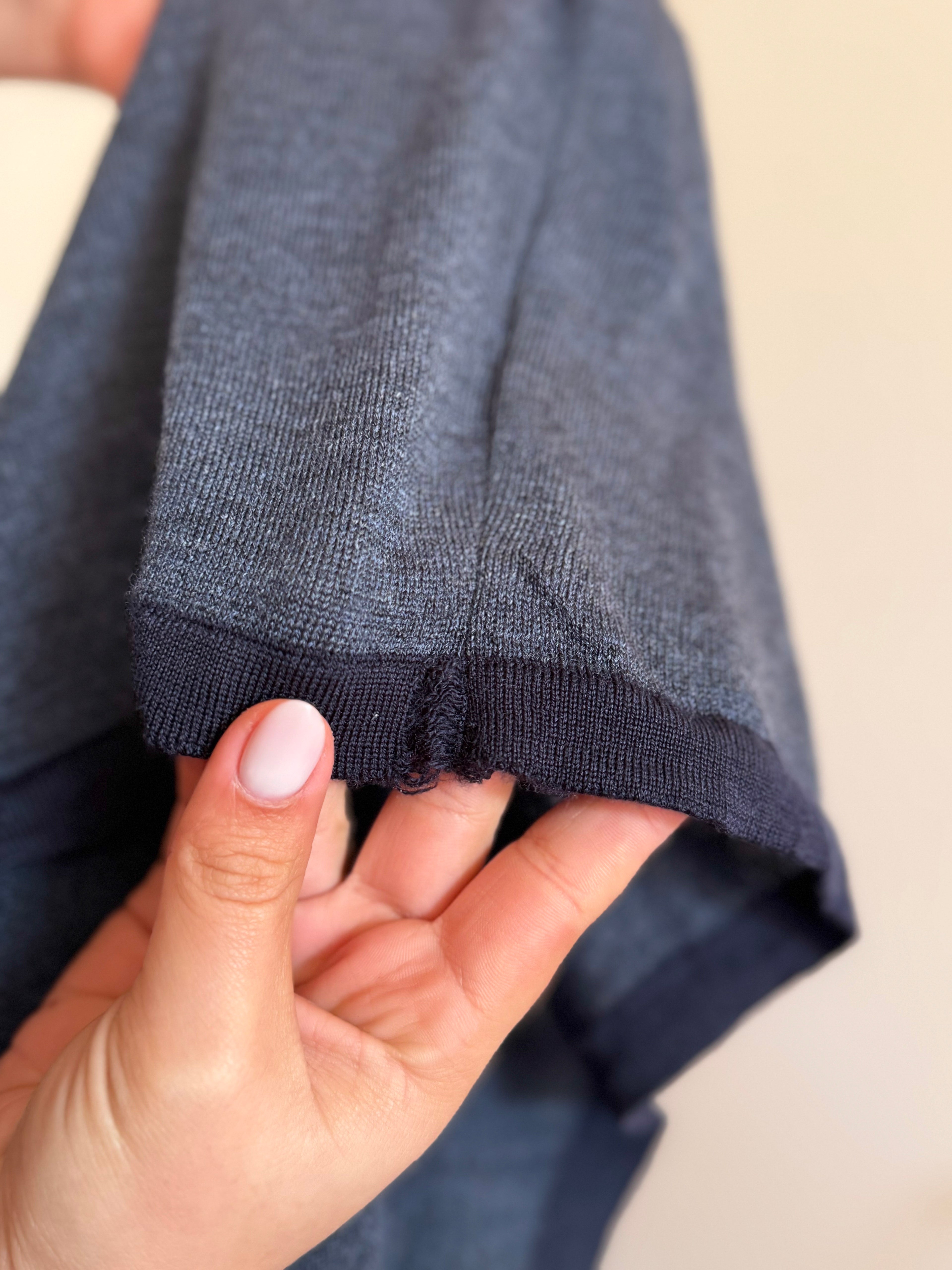 Lacoste Cardigan Knit Sweater 50% Wool 50% Acrylic