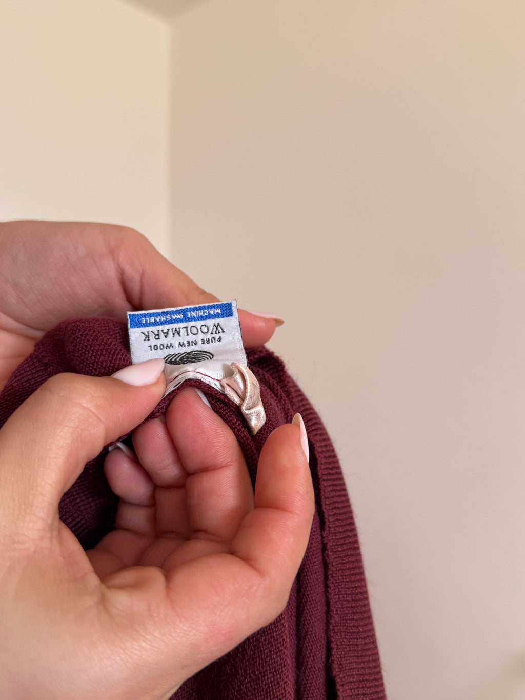 Lacoste Round Neck Knit Sweater 100% Wool