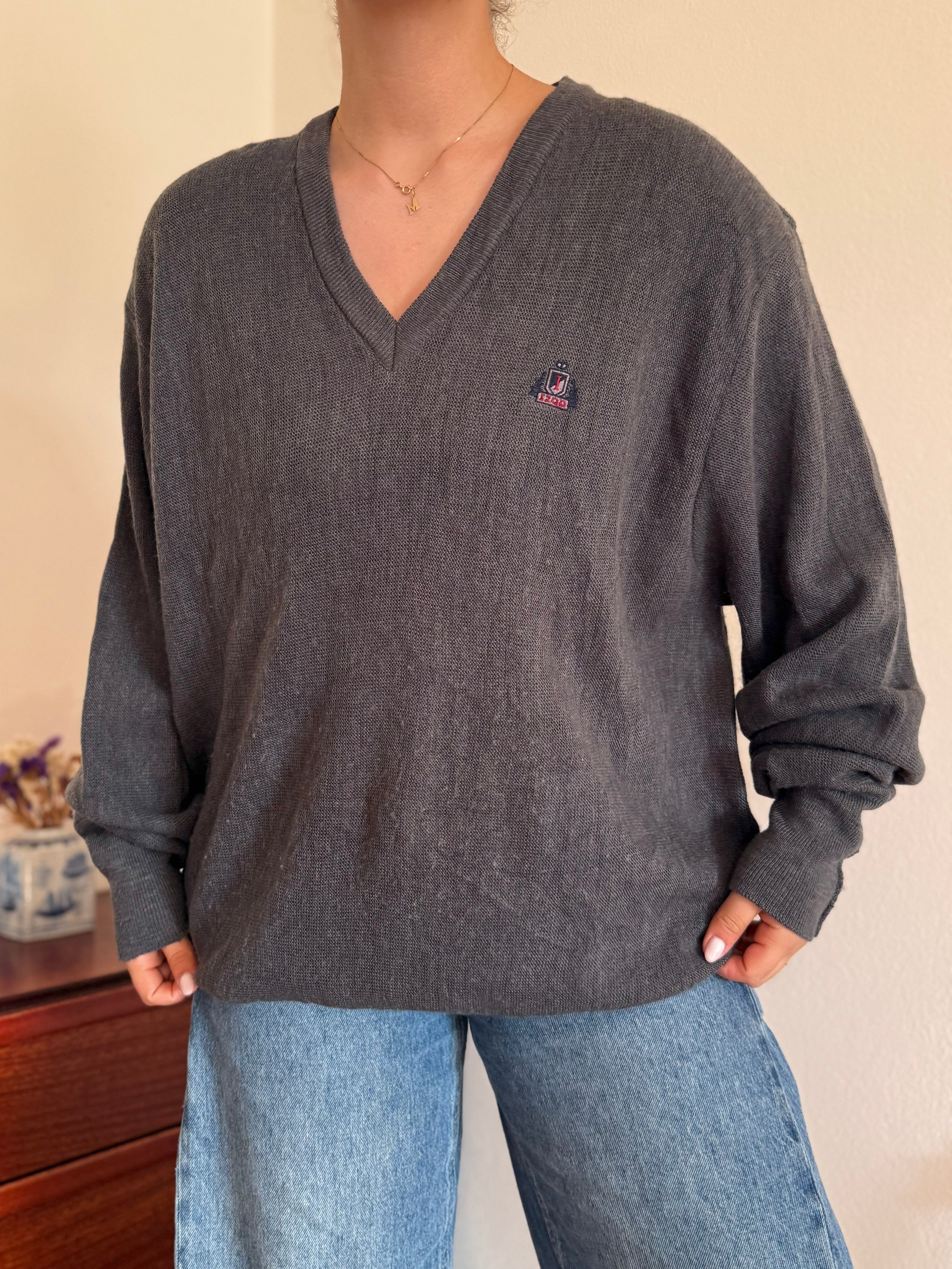Izod/Lacoste V-Neck Knit Sweater 100% Acrylic