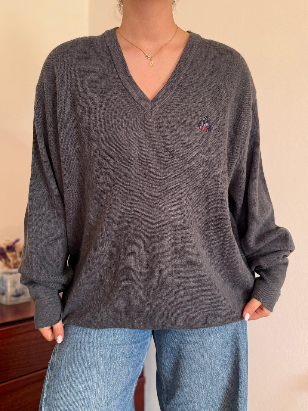 Izod/Lacoste V-Neck Knit Sweater 100% Acrylic