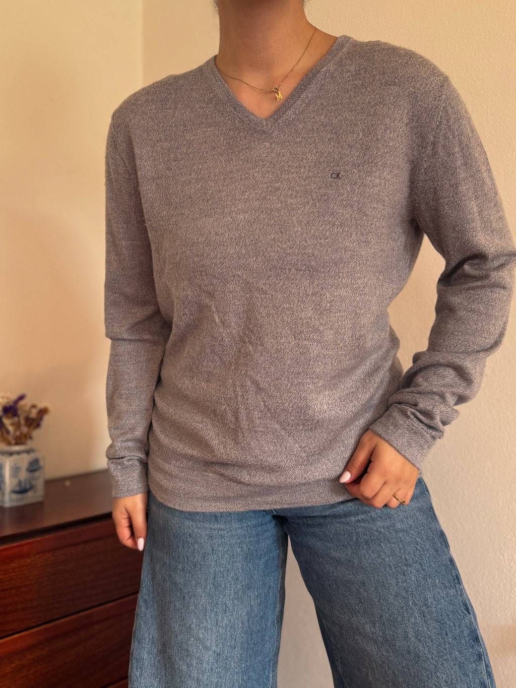 Calvin Klein V-Neck Knit Sweater Italian Merino Wool