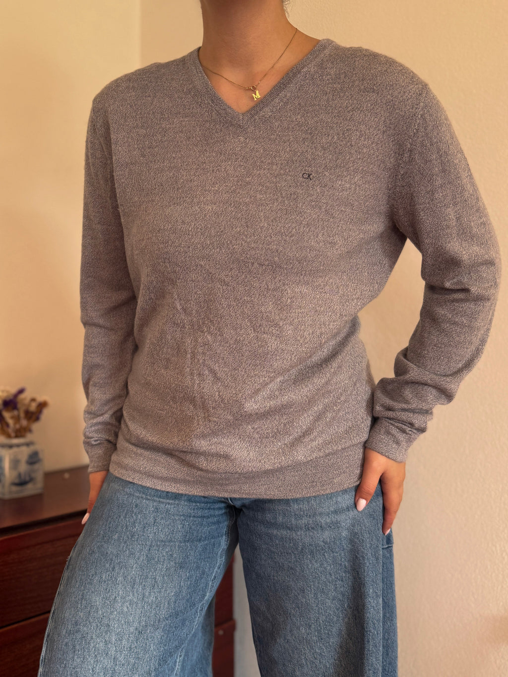 Calvin Klein V-Neck Knit Sweater Italian Merino Wool