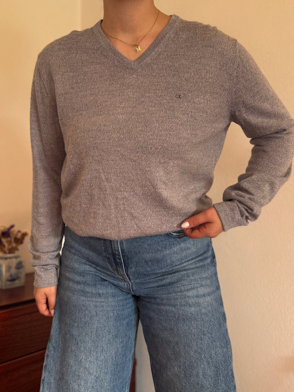 Calvin Klein V-Neck Knit Sweater Italian Merino Wool