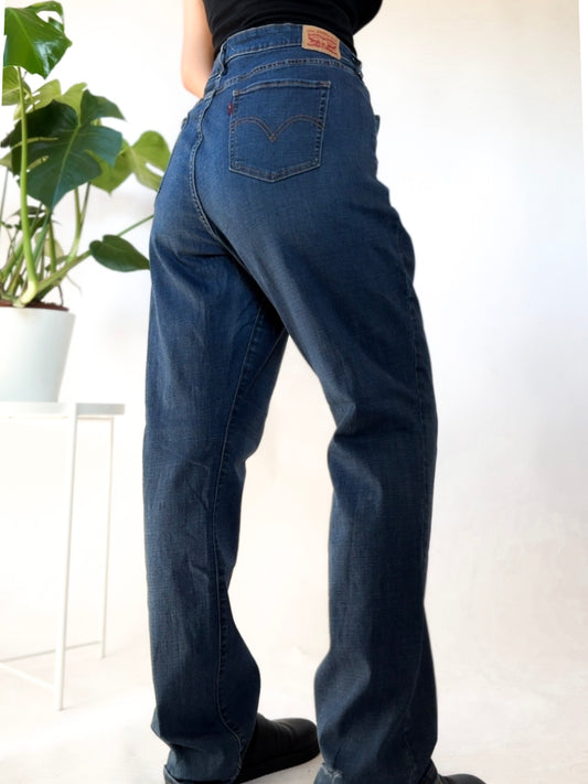 Calças Vintage Levis Classic Straight