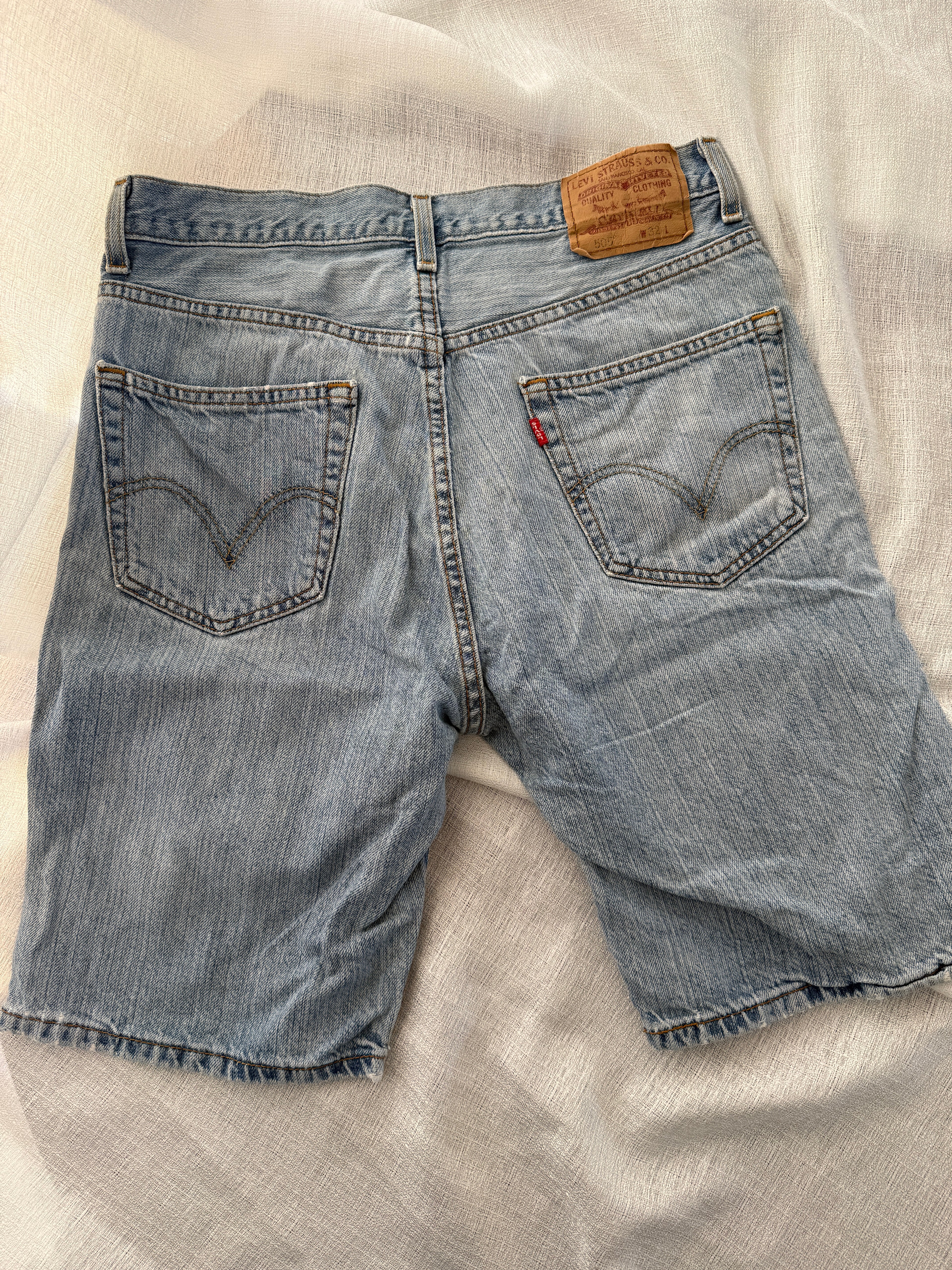 Calções Vintage Levi's 505 W32