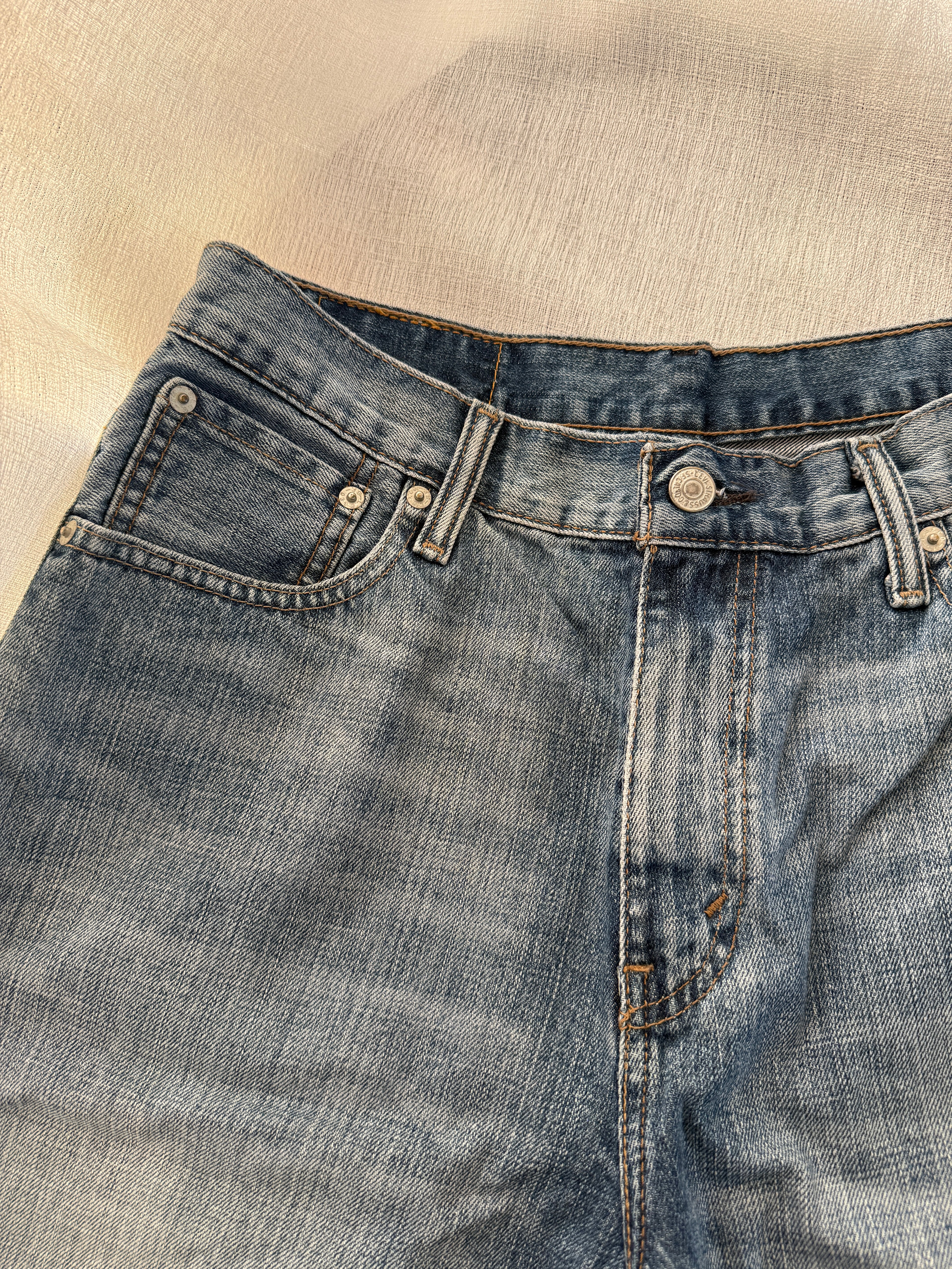 Calções Vintage Levi's 569 W30